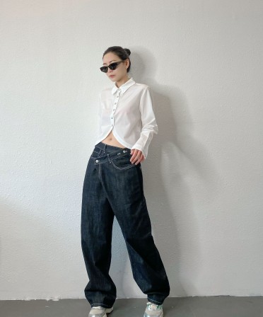 Light Weight Irregular Jeans #250317